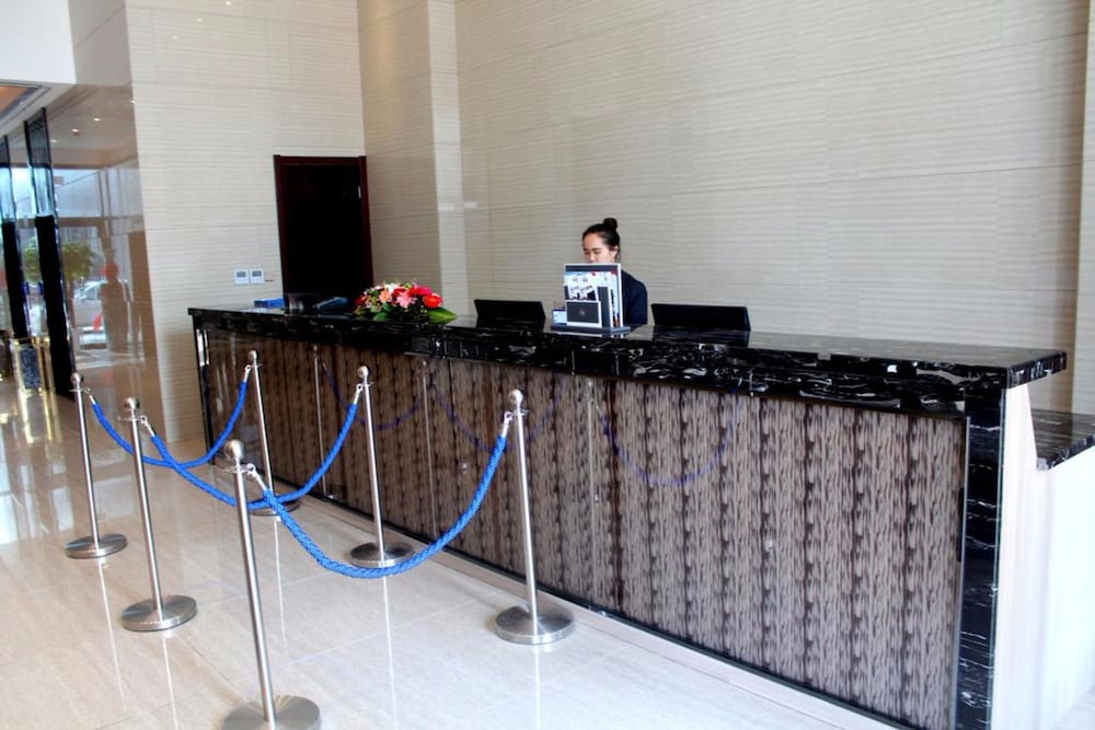 Days Inn by Wyndham Business Place Goldwin Yantai 25/26