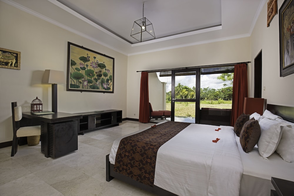 GREEN FIELD HOTEL AND BUNGALOW 11/50