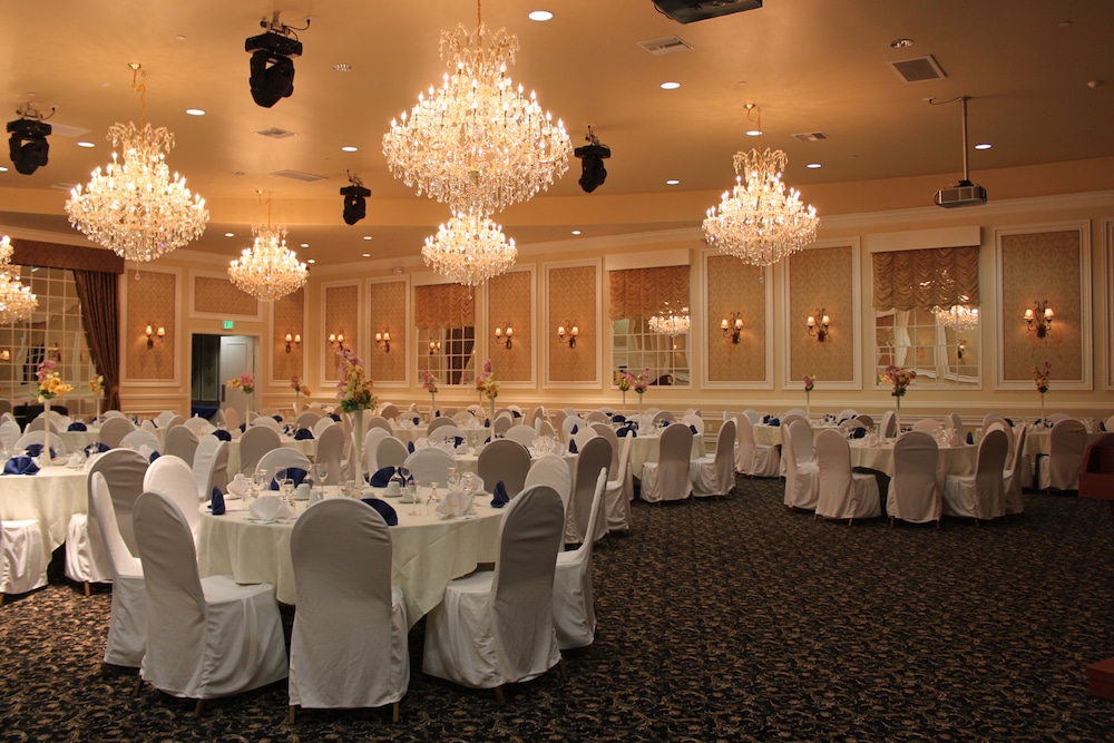 Garden Suite Hotel 49/56