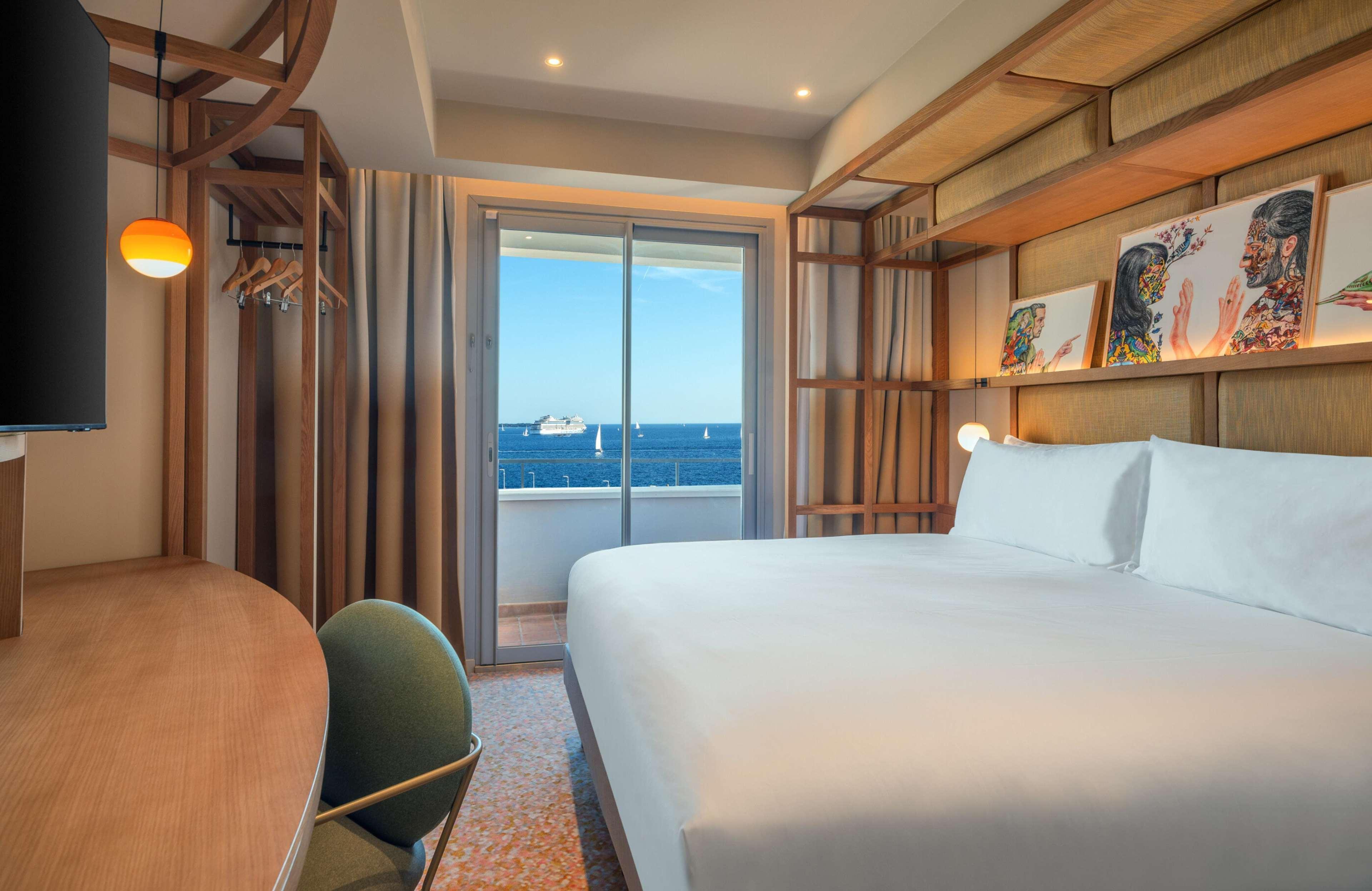 غرفة ديلوكس بسرير مزدوج، Canopy by Hilton Cannes 3/5