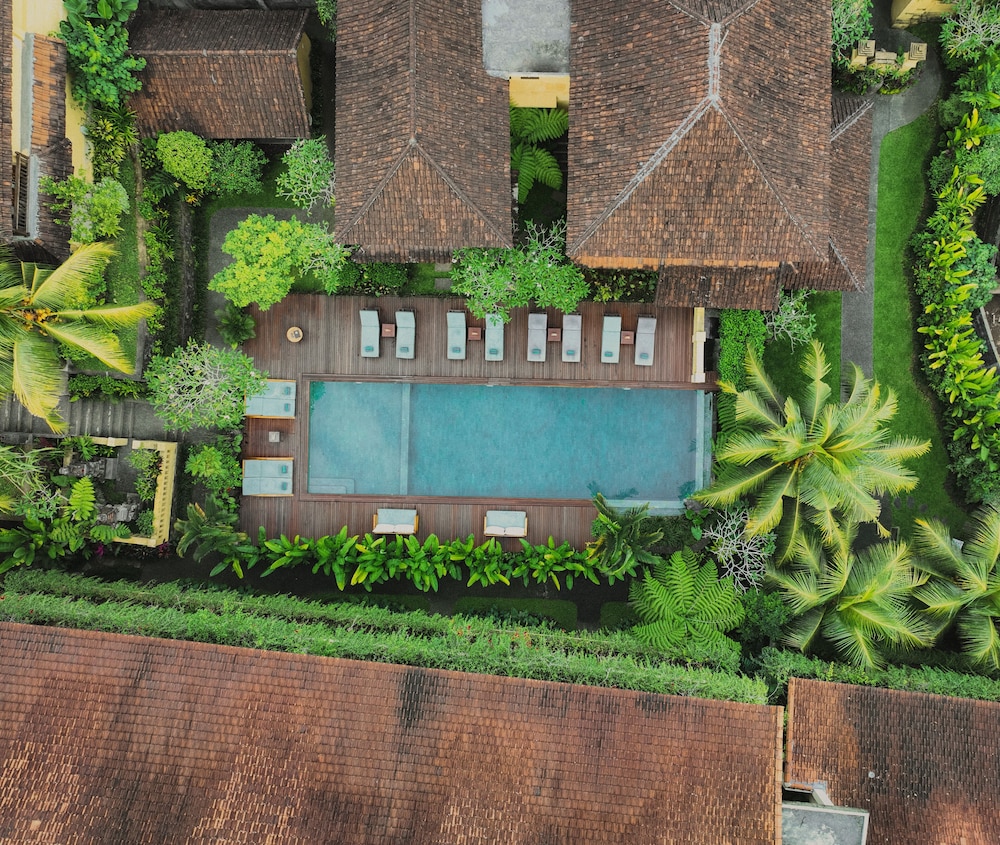 Jati Cottage 52/61