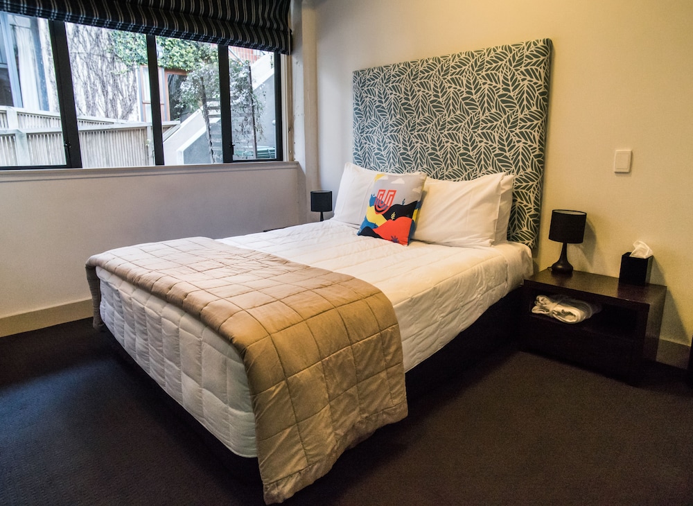 U Boutique Hotel Wellington, SureStay Collection by BW 34/68