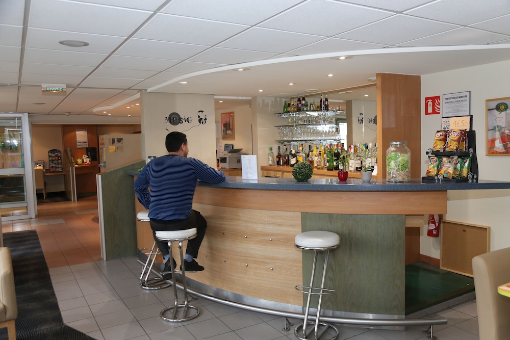 Ibis Orleans La Chapelle Saint Mesmin 9/64