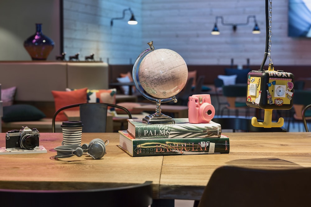 MOXY FRANKFURT CITY CENTER 27/45