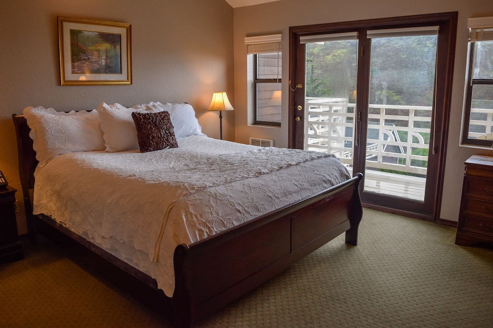 Wharf Master's Inn 13/50