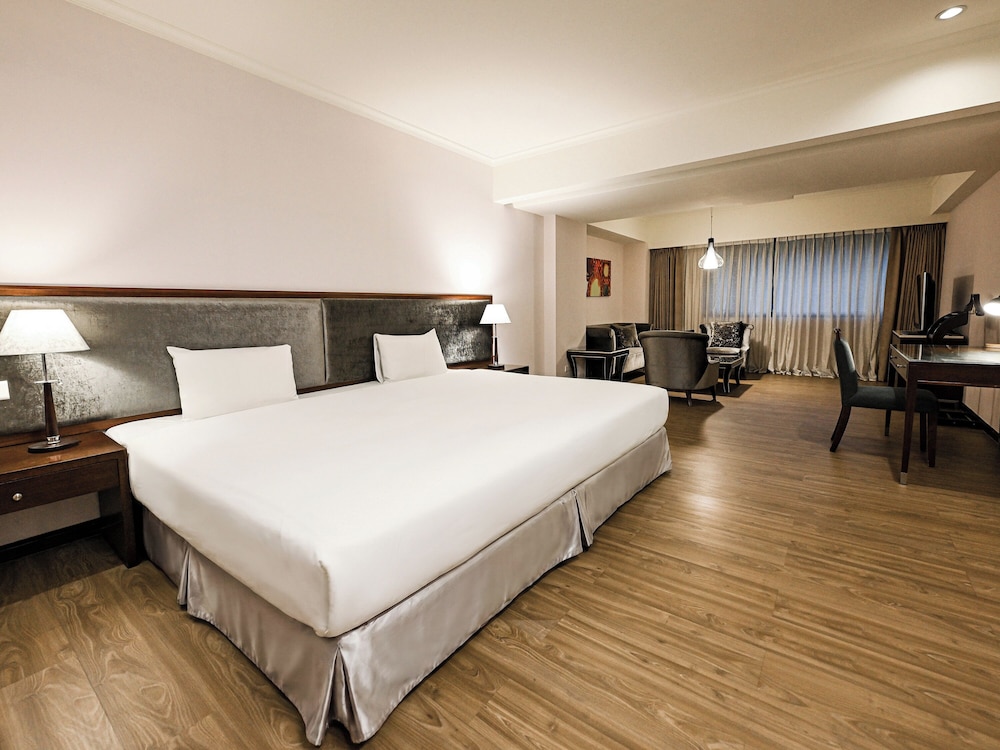 جناح سوبيريور بسرير كوين، CHECK inn Taipei Neihu 4/10