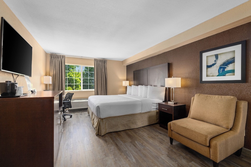 جناح بسرير كينج بغرفة نوم واحدة، Ramada By Wyndham Portland 4/7