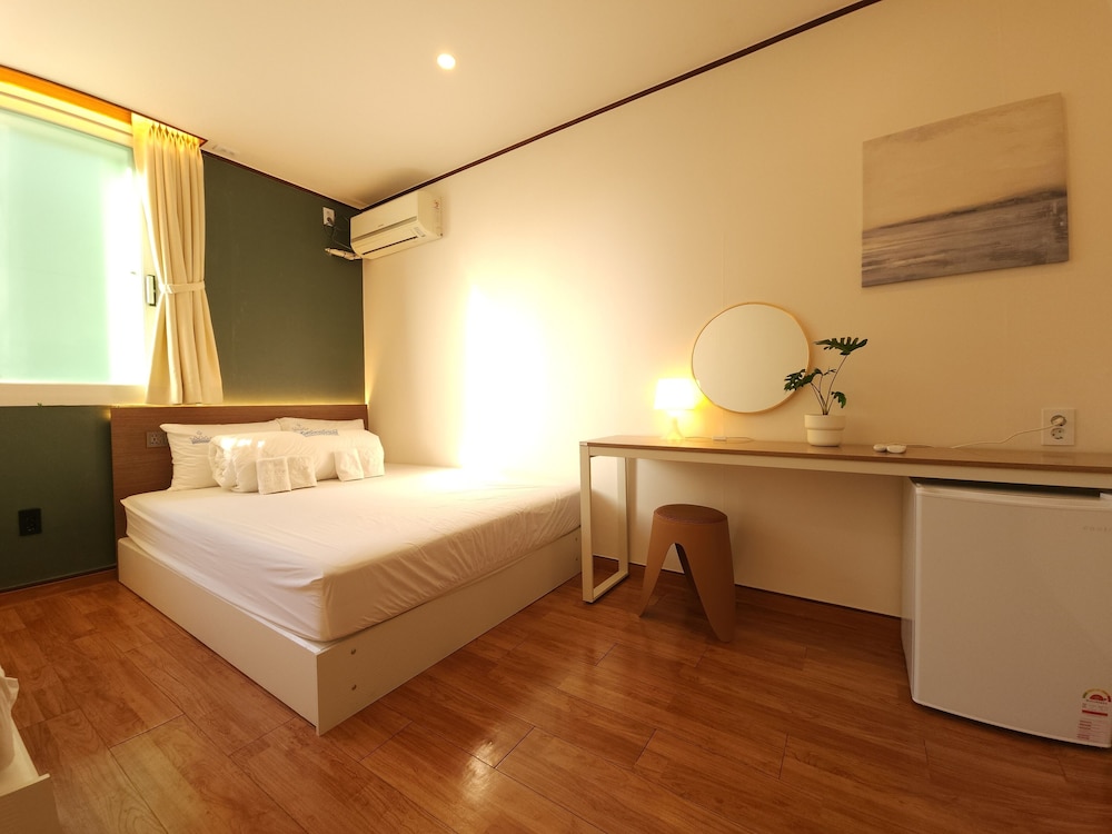 OYO Hostel Myeongdong 5 8/50