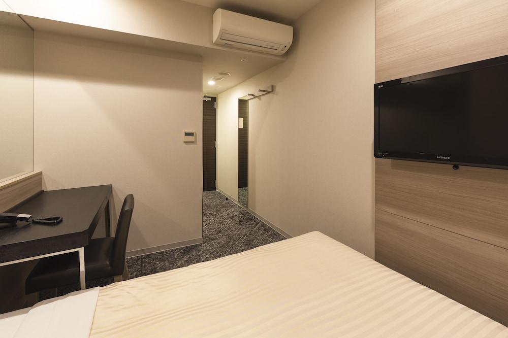Sotetsu Fresa Inn Shimbashi-Hibiyaguchi 33/50