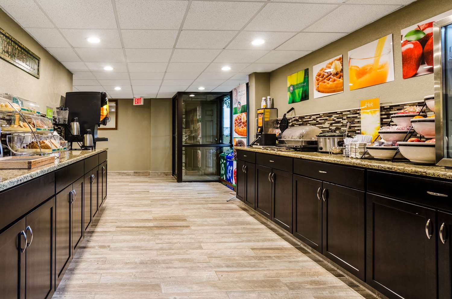 Quality Inn & Suites Winfield 36/44
