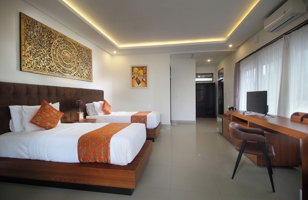 Putri Ayu Cottages 21/63