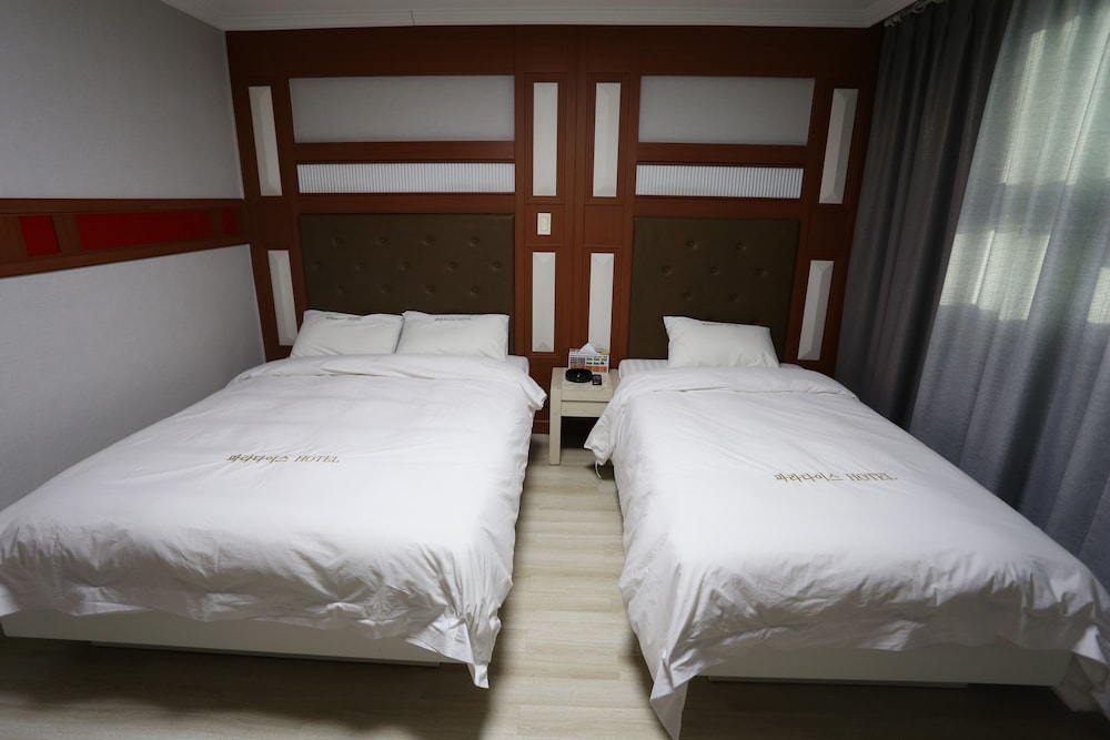 Paradais Motel 22/27