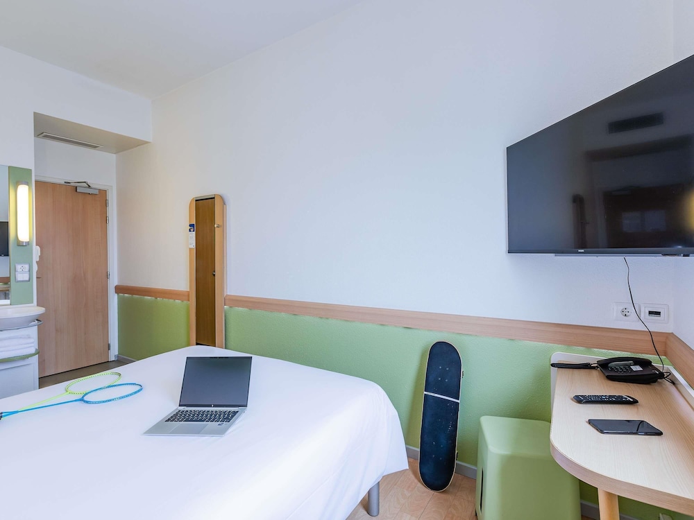 Ibis Budget Porto Gaia 39/50