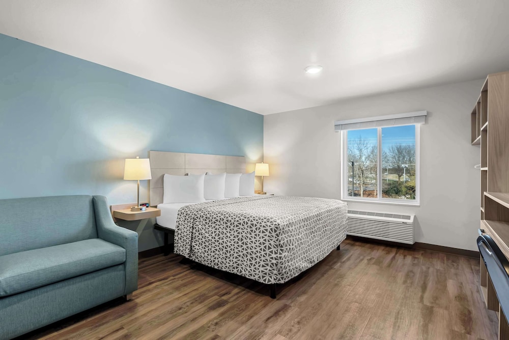 WoodSpring Suites Columbia - Irmo 16/36