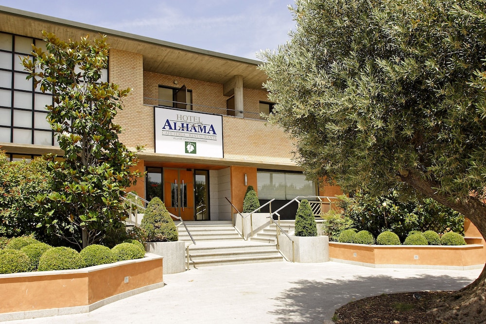 Alhama Hotel 63/64