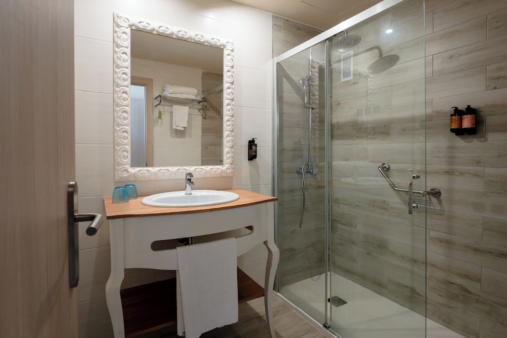 Cala Millor Garden Hotel - Adults Only 64/64