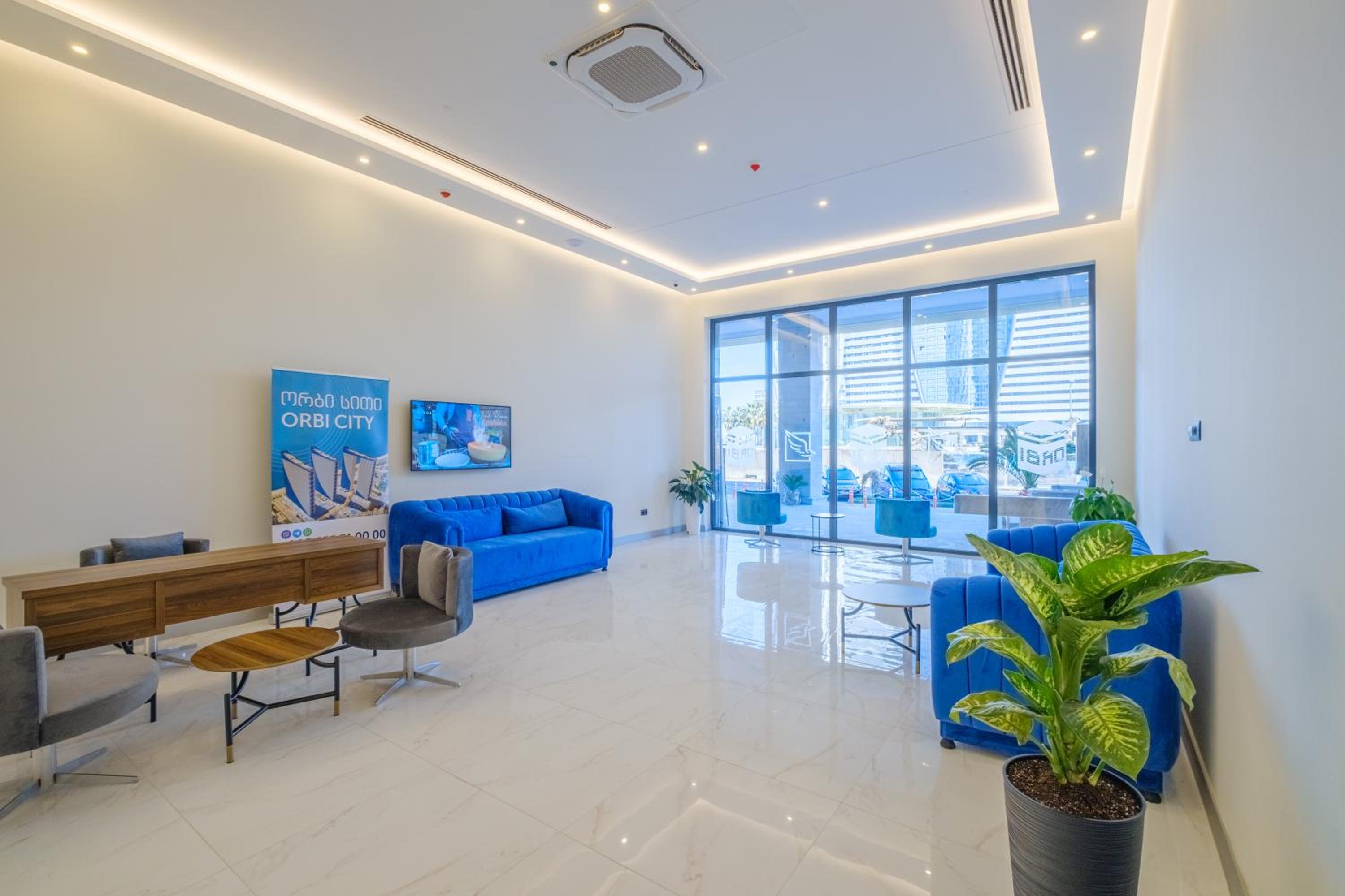 Orbi City Aparthotel 27/33