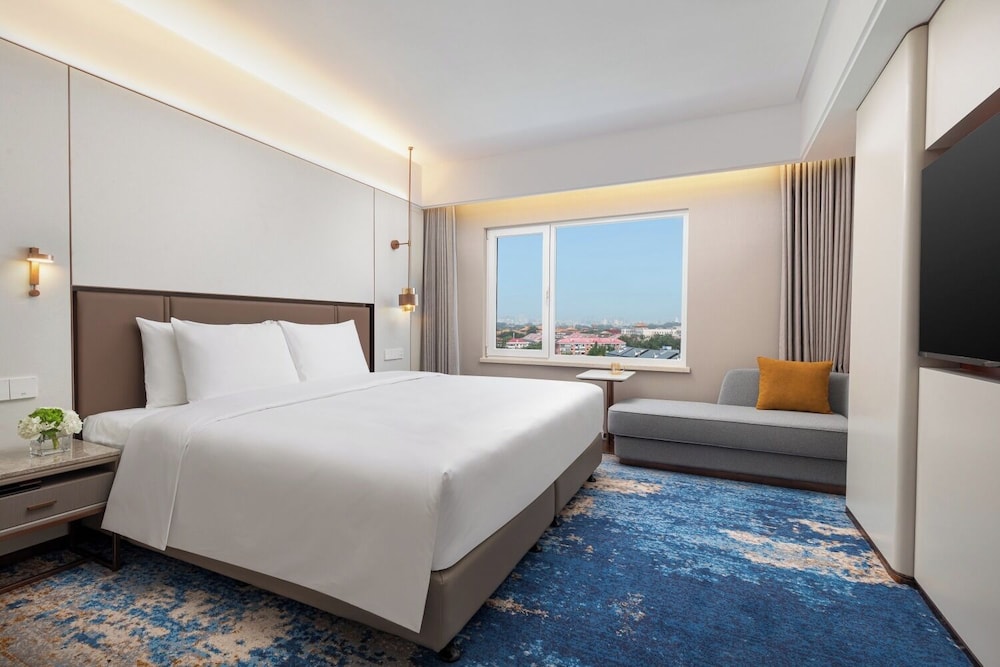 Panorama, Family, Suite, King and Twin Beds