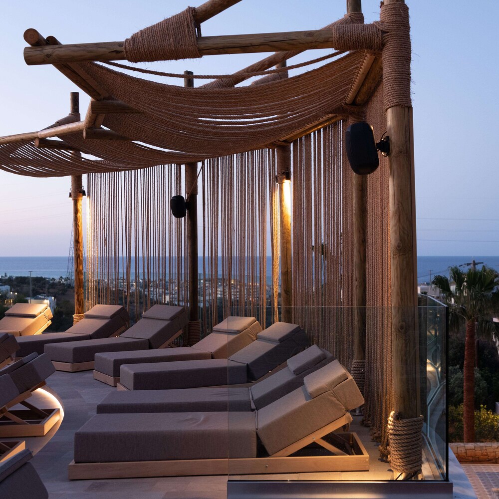 Asterias Village Resort 6/89