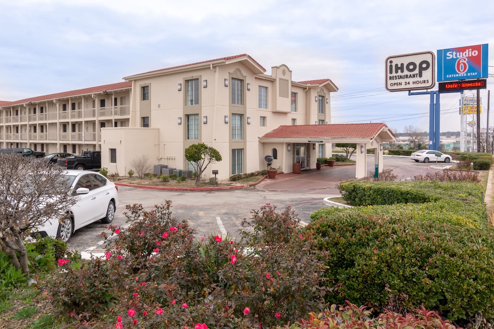 Studio6 Fort Worth, TX - West Medical Center in FORT WORTH - TX