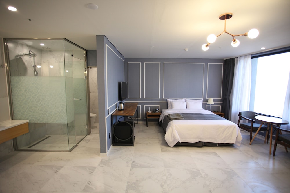 Jk Blossom Hotel 19/72
