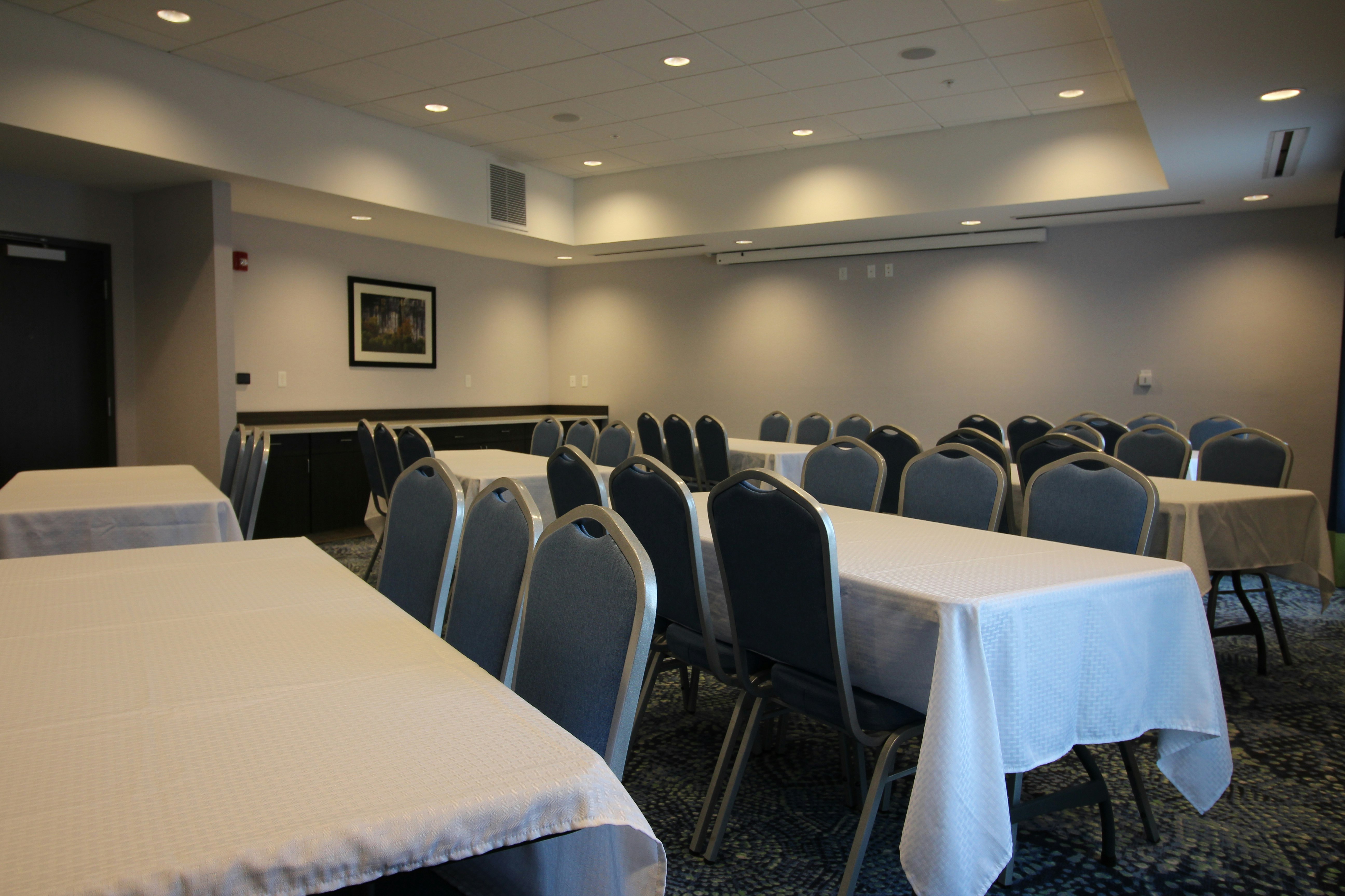 Hampton Inn West Plains Mo 40/43