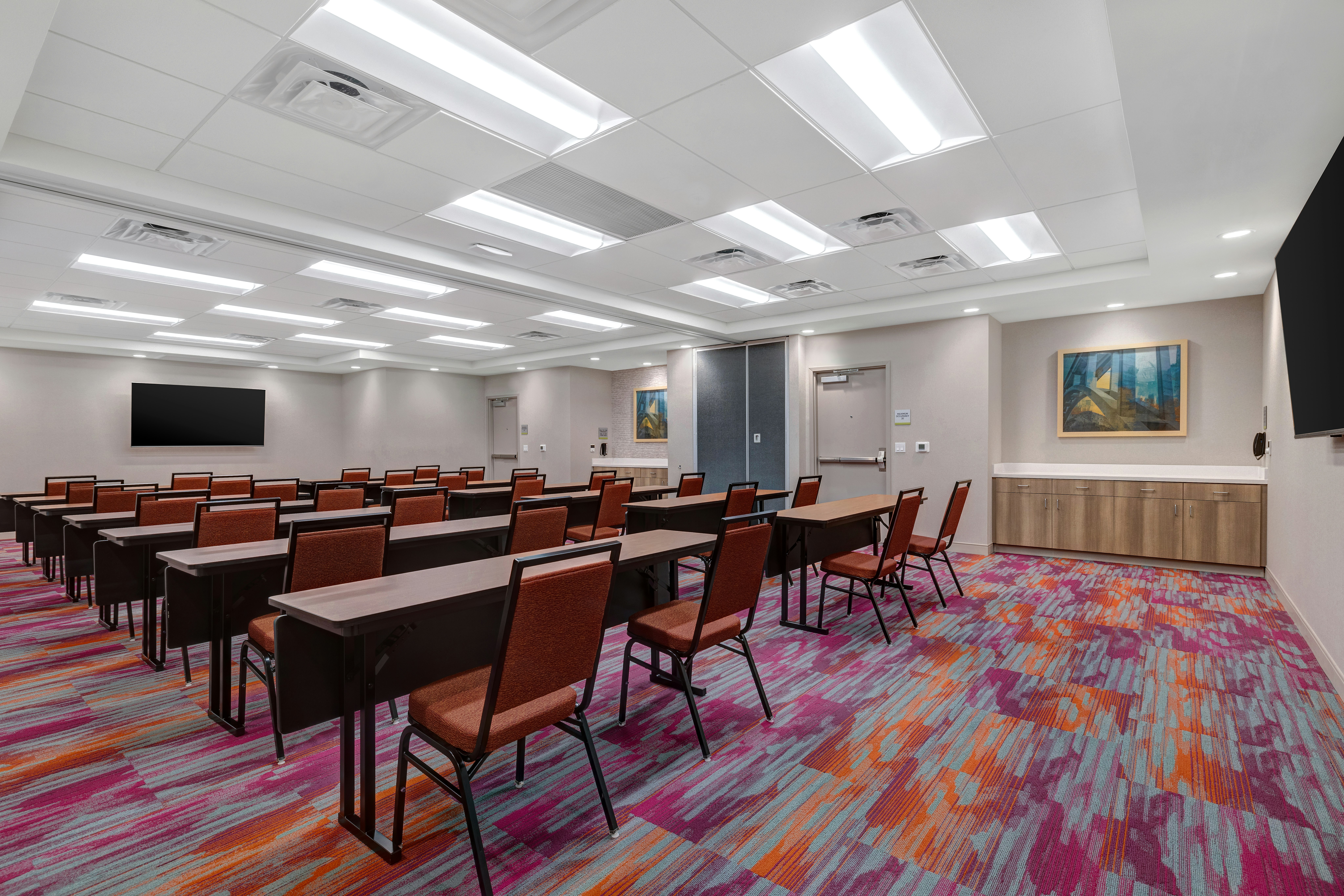 Home2 Suites by Hilton Las Vegas I-215 Curve 30/35