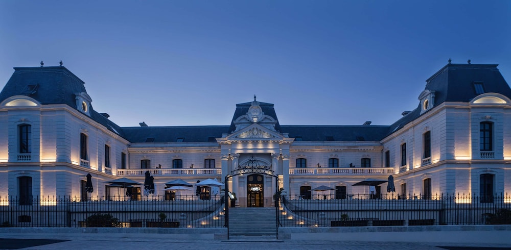 Best Western Premier Hotel De La Cite Royale 1/54