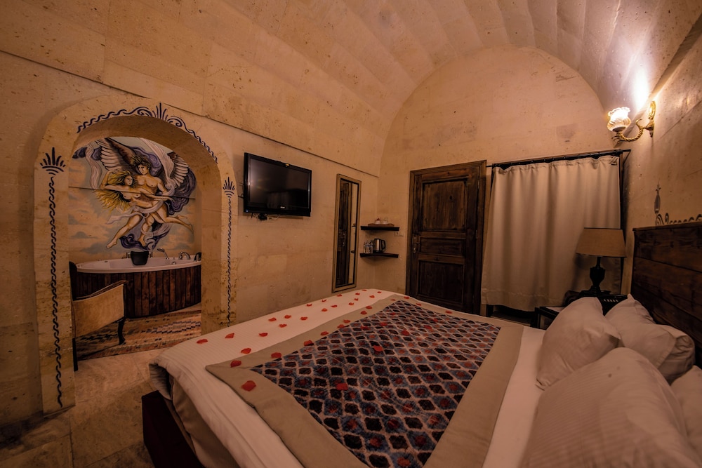 Corner In Cappadocia 19/46