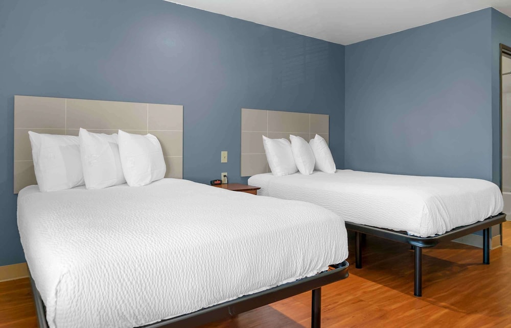 Extended Stay America Select Suites - Kalamazoo - West 24/43