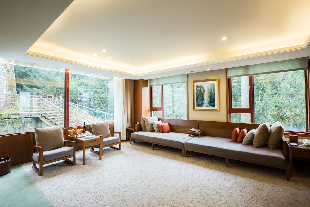 Alishan House 29/50