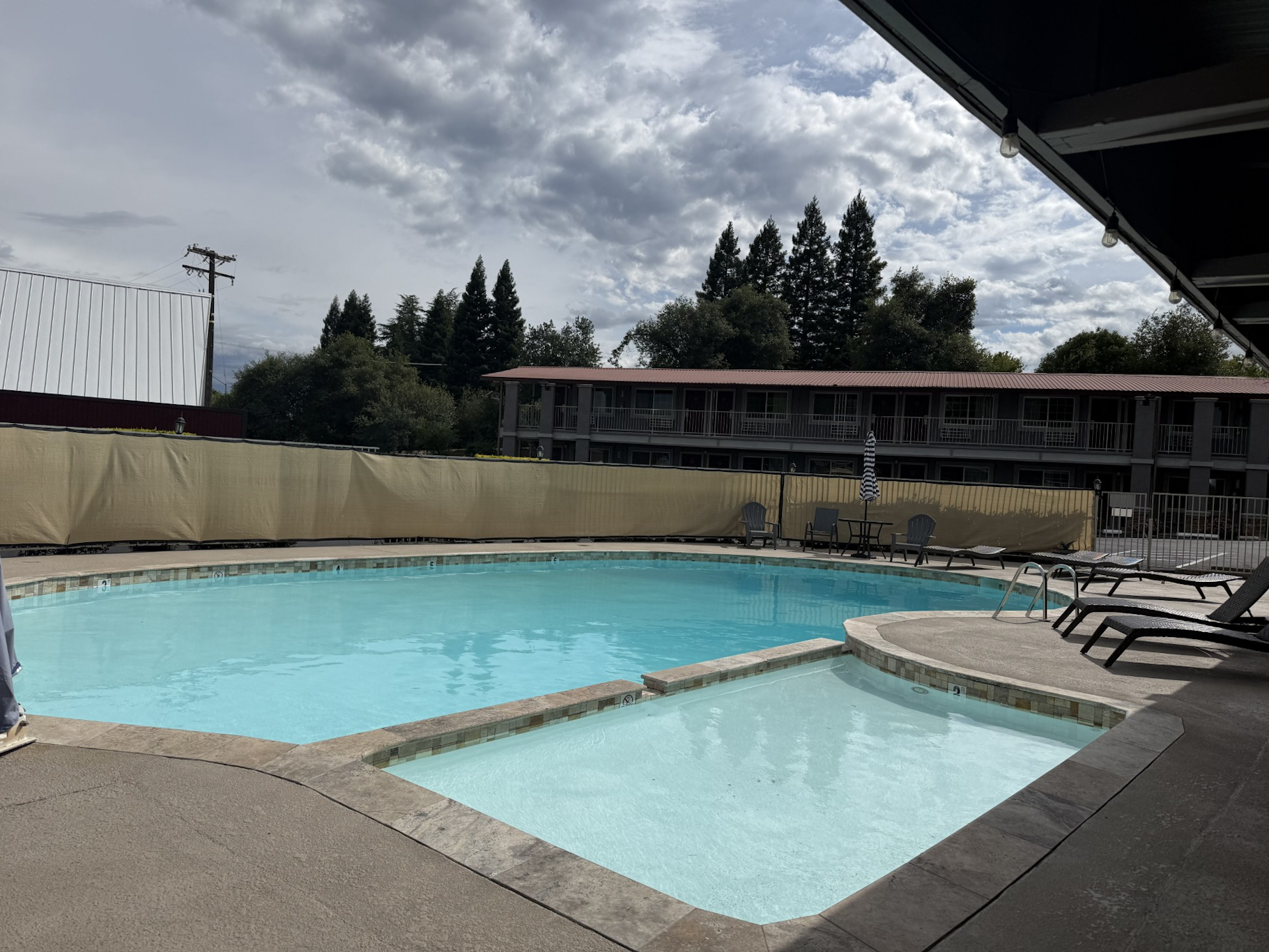Red Roof Inn Redding (ex Ponderosa Inn) 15/26