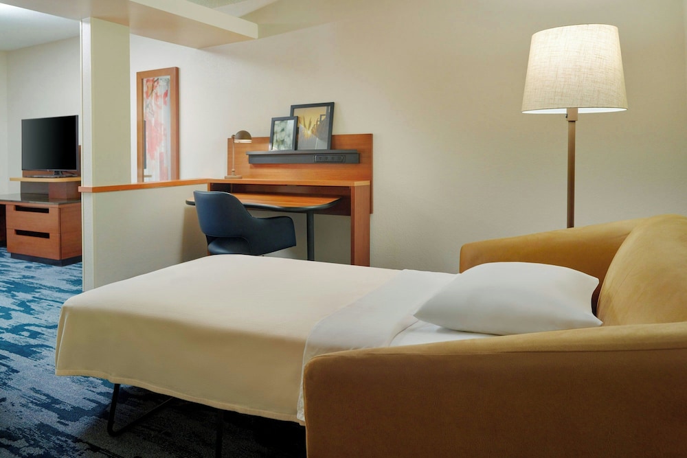 Fairfield Inn And Suites Frederick 22/50