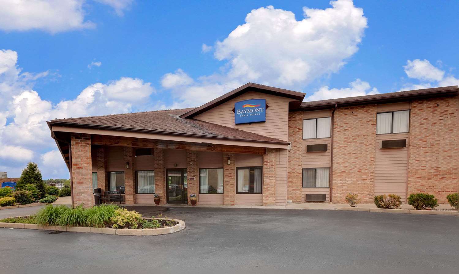 Baymont By Wyndham Battle Creek Downtown 2/39