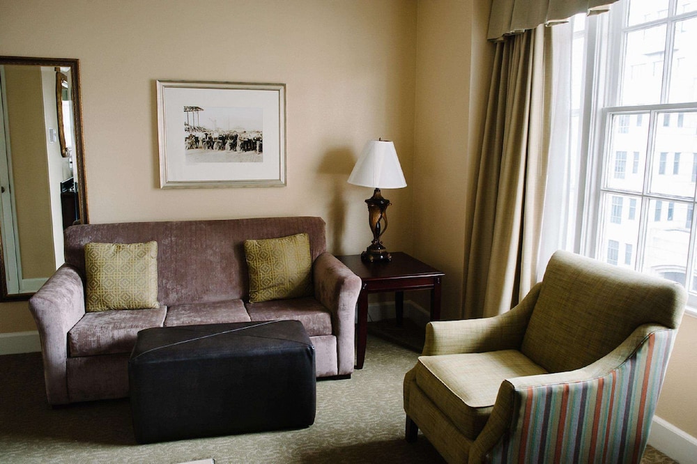 Hampton Inn & Suites Birmingham-Downtown-Tutwiler 31/47