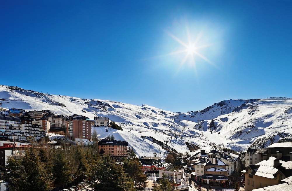 Melia Sol y Nieve 47/50