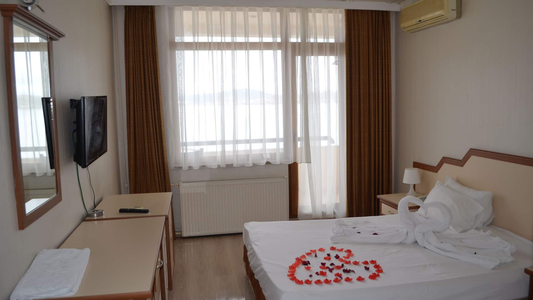 Standard, Double Bed