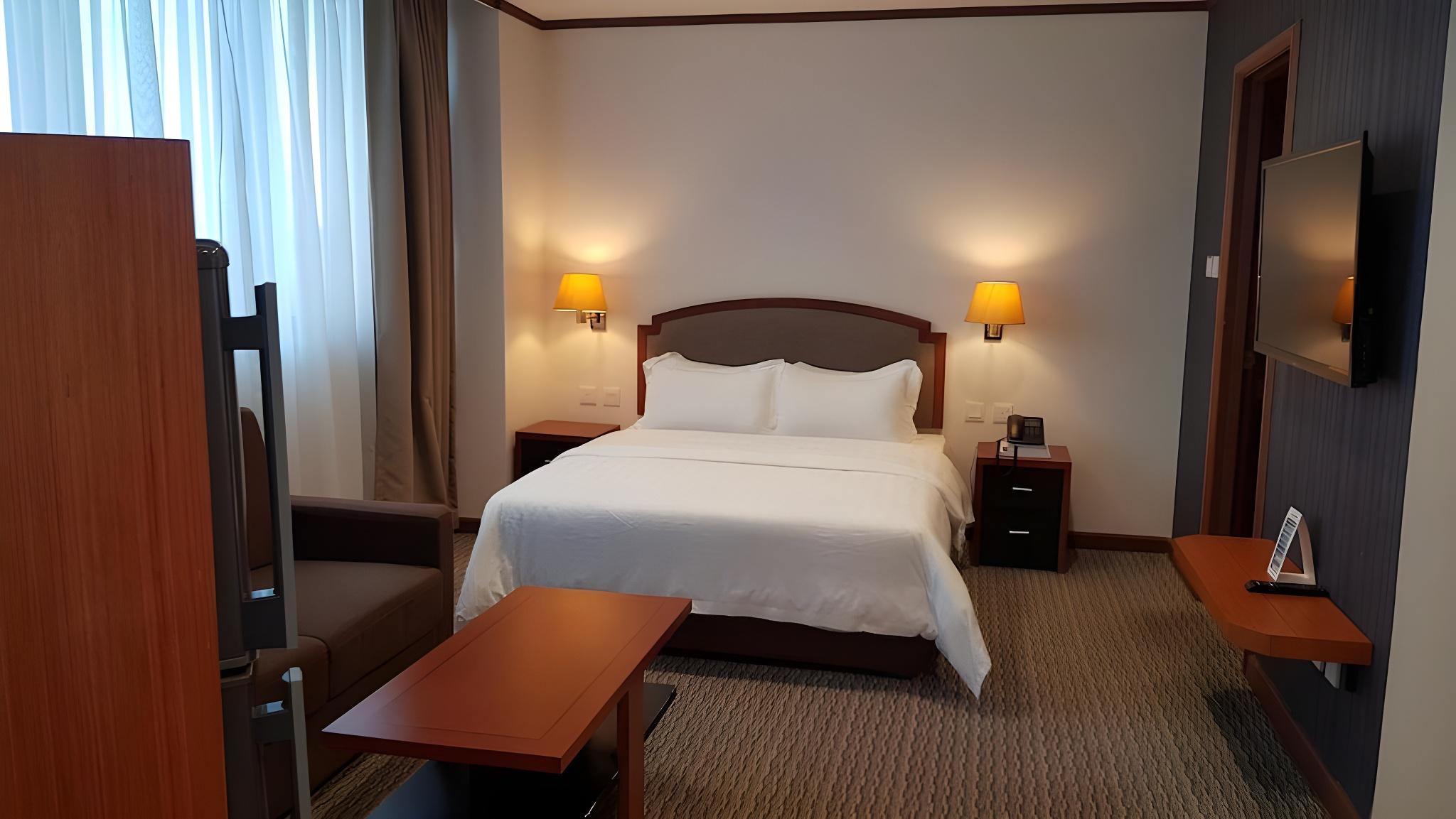 ABDUL RAZAK HOTEL APARTMENTS(MB) 20/32