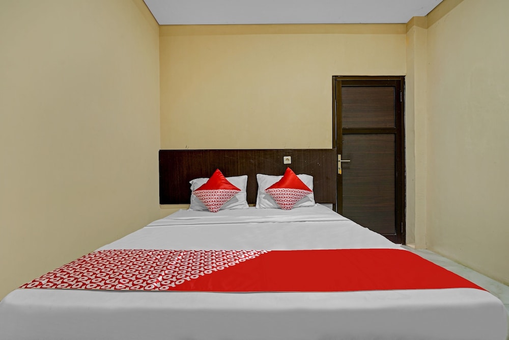 Hotel OYO Capital O 90081 Pondok Sabaraya 2 Syariah 7/18