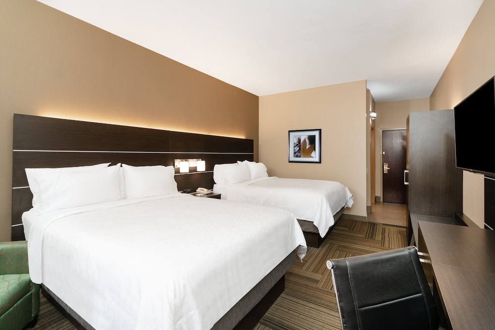 Holiday Inn Express Hotel Suites Ashland 20/56