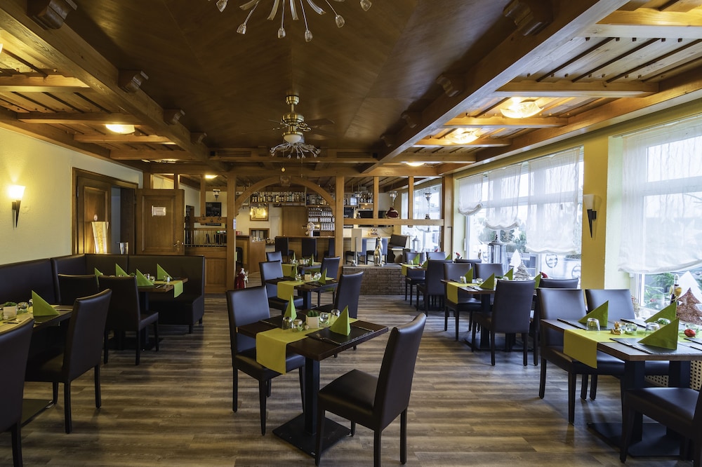 Hotel Zur Morschbach 13/22