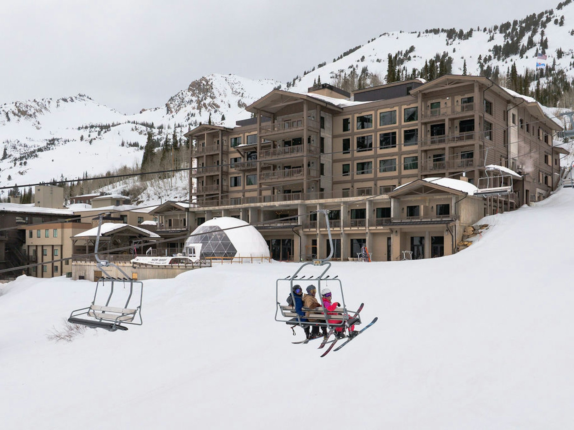 The Snowpine Lodge 4/50