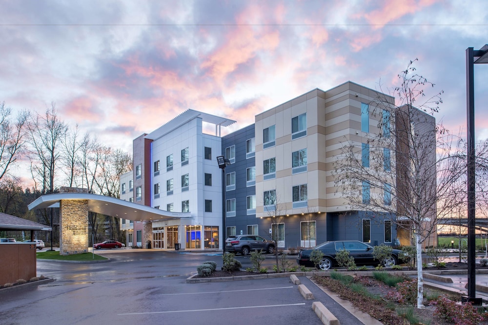 Fairfield Inn Suites Eugene East Springfield 1/47