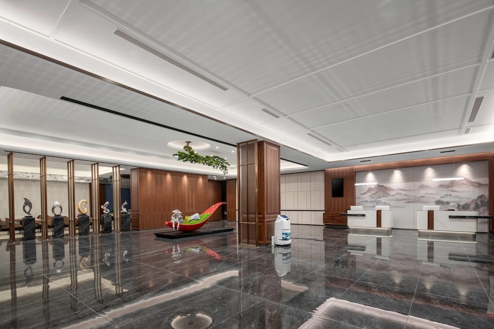 Days Hotel by Wyndham Fuyang Linquan 5/25