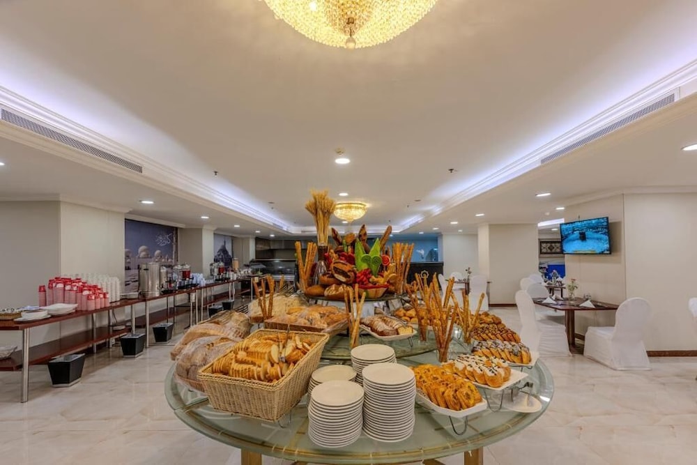 فندق الشهداء(Al Shohada by Palm Rich Makkah EX - Al Shohada Hotel) 30/47