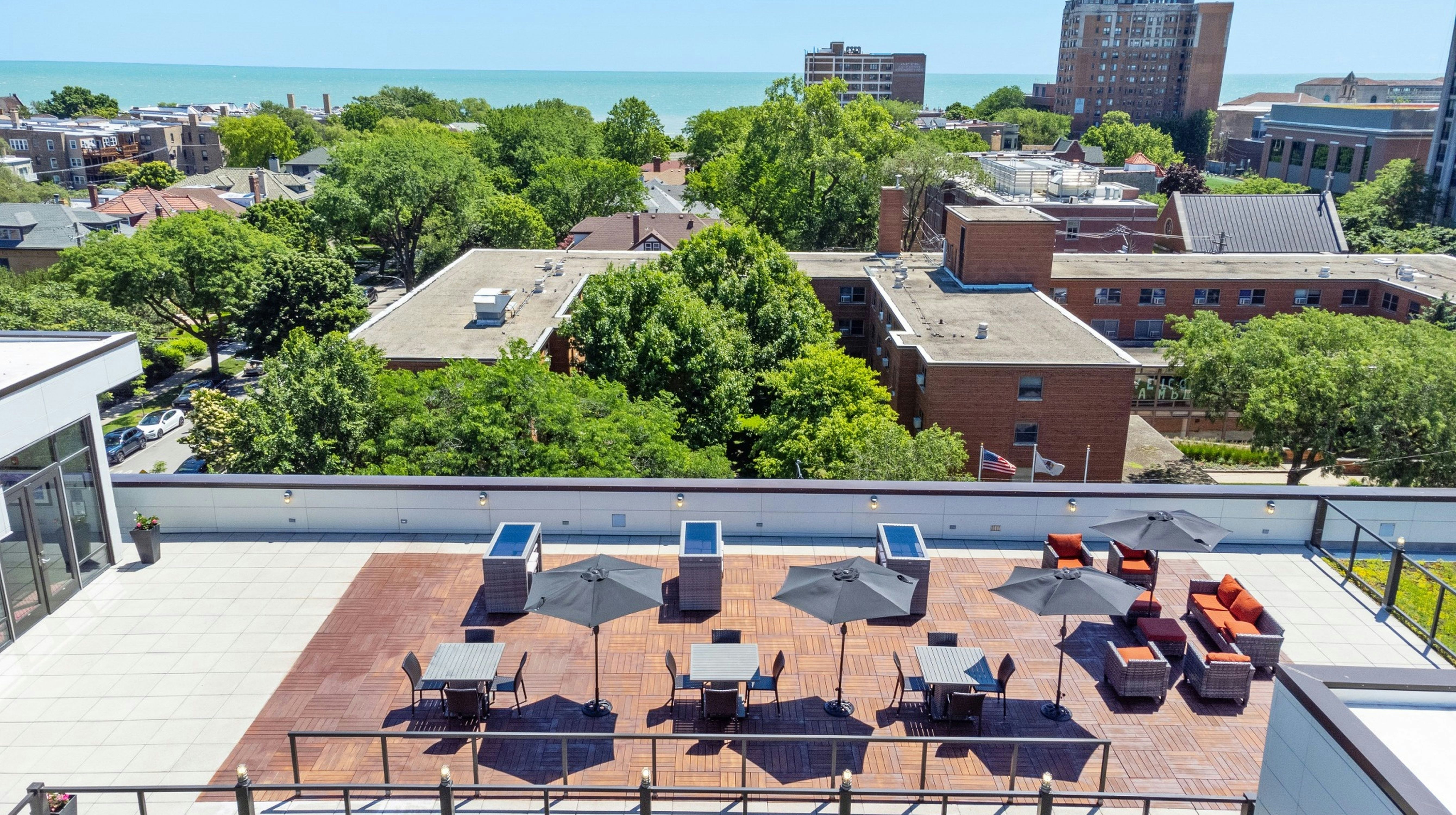 Hampton Inn Chicago North/Loyola Station 54/71