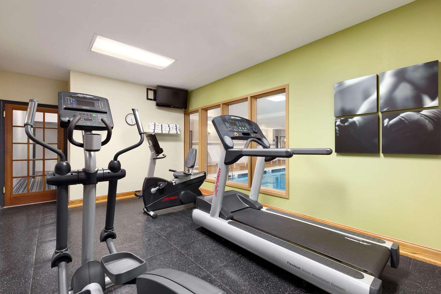 Country Inn & Suites by Radisson, Dalton, GA 11/23