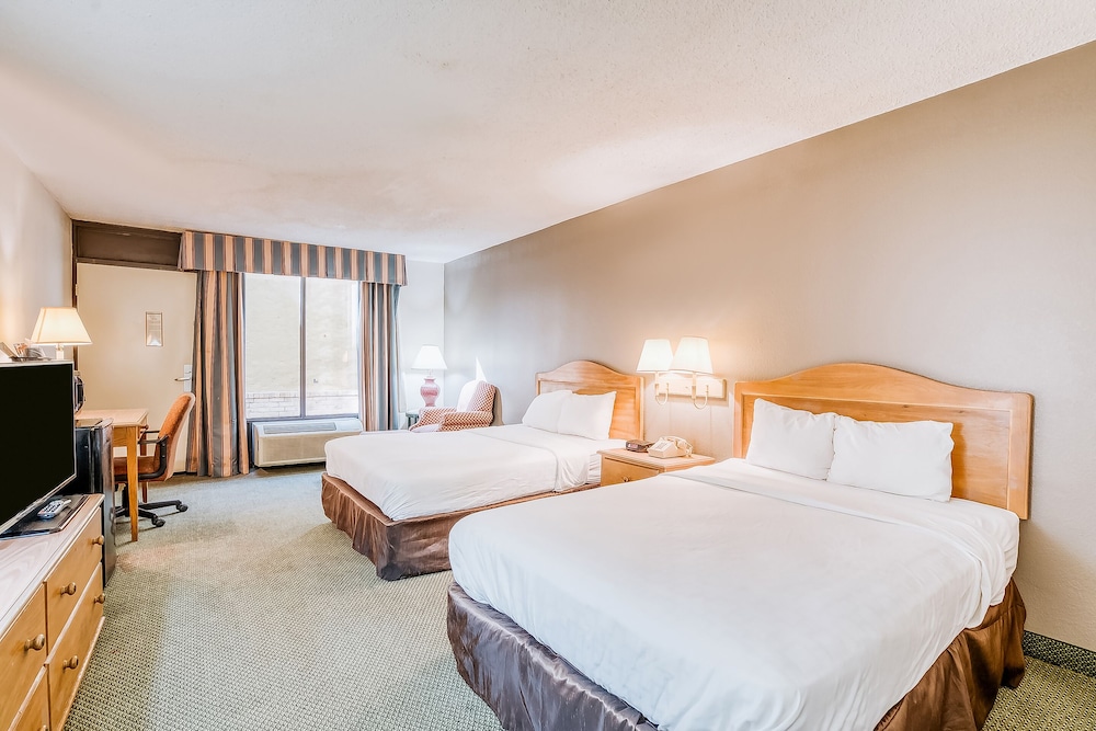 Hotel Monroe LA I-20 15/29