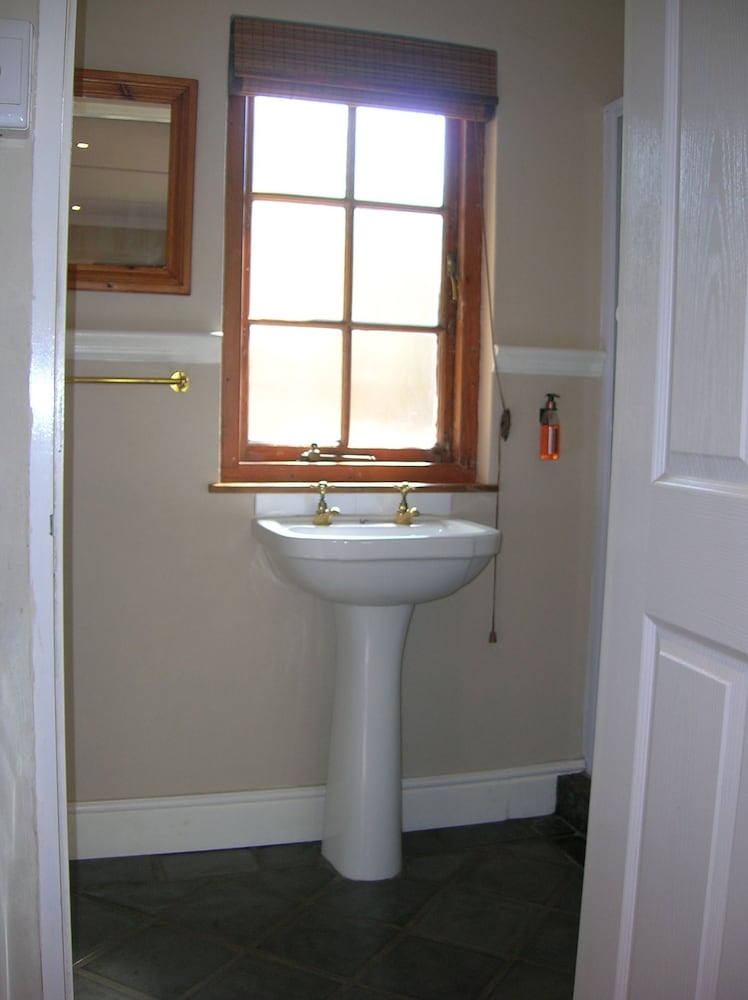 The Old Trading Post - Guest House 48/50