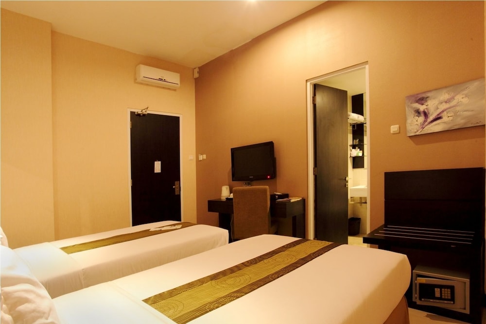 Vio Cimanuk Hotel 24/68